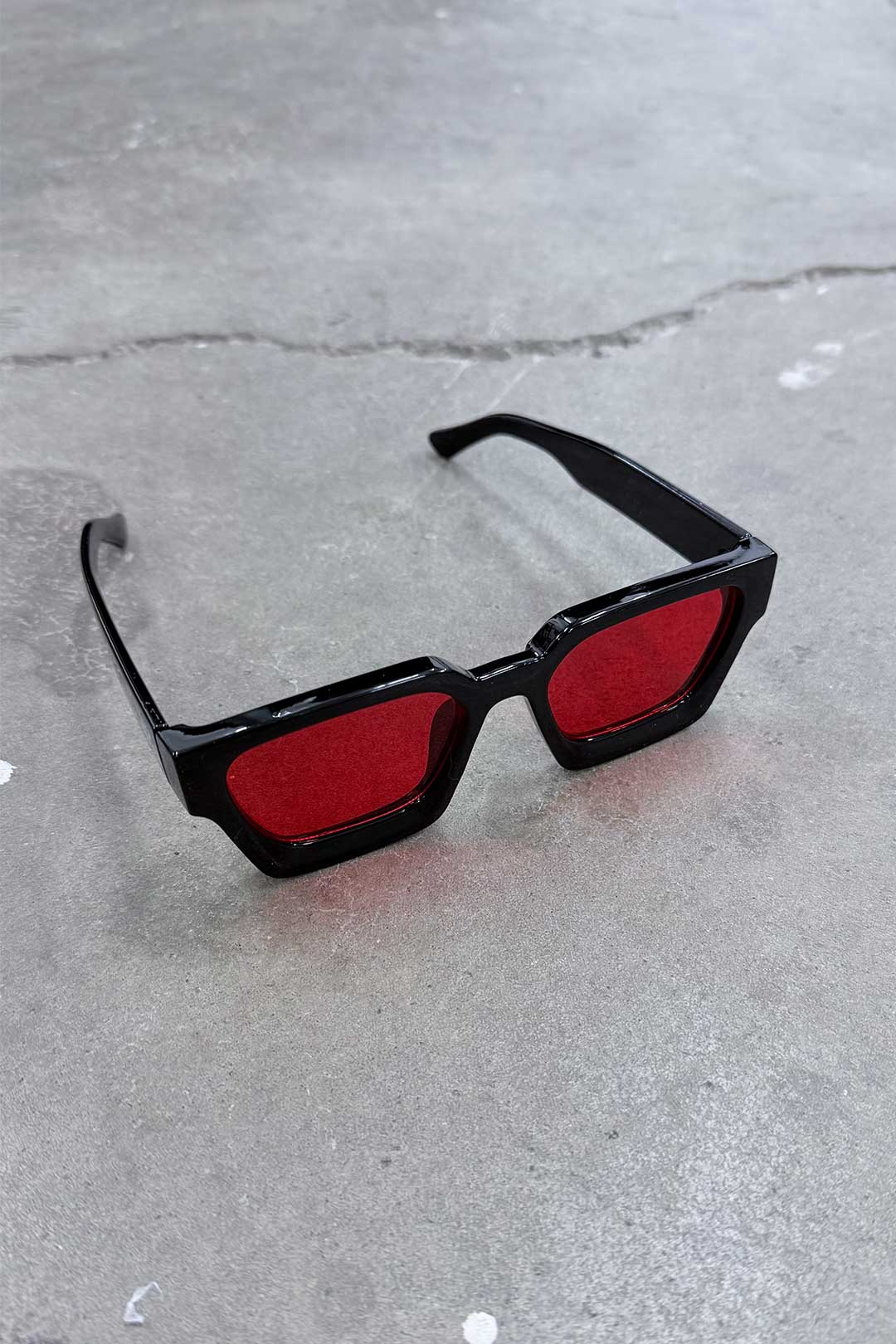Thrash Happy Color Shades — alternative angle