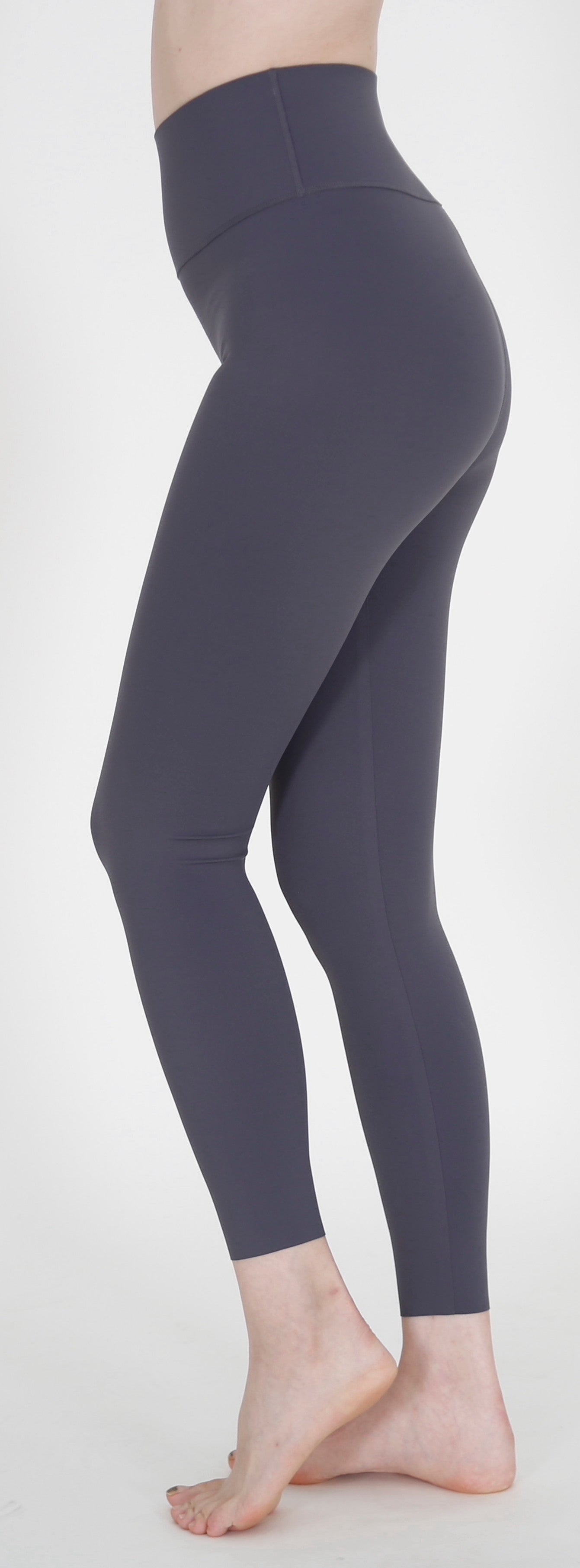 The Only Bra The Only Leggings — detail shot 7