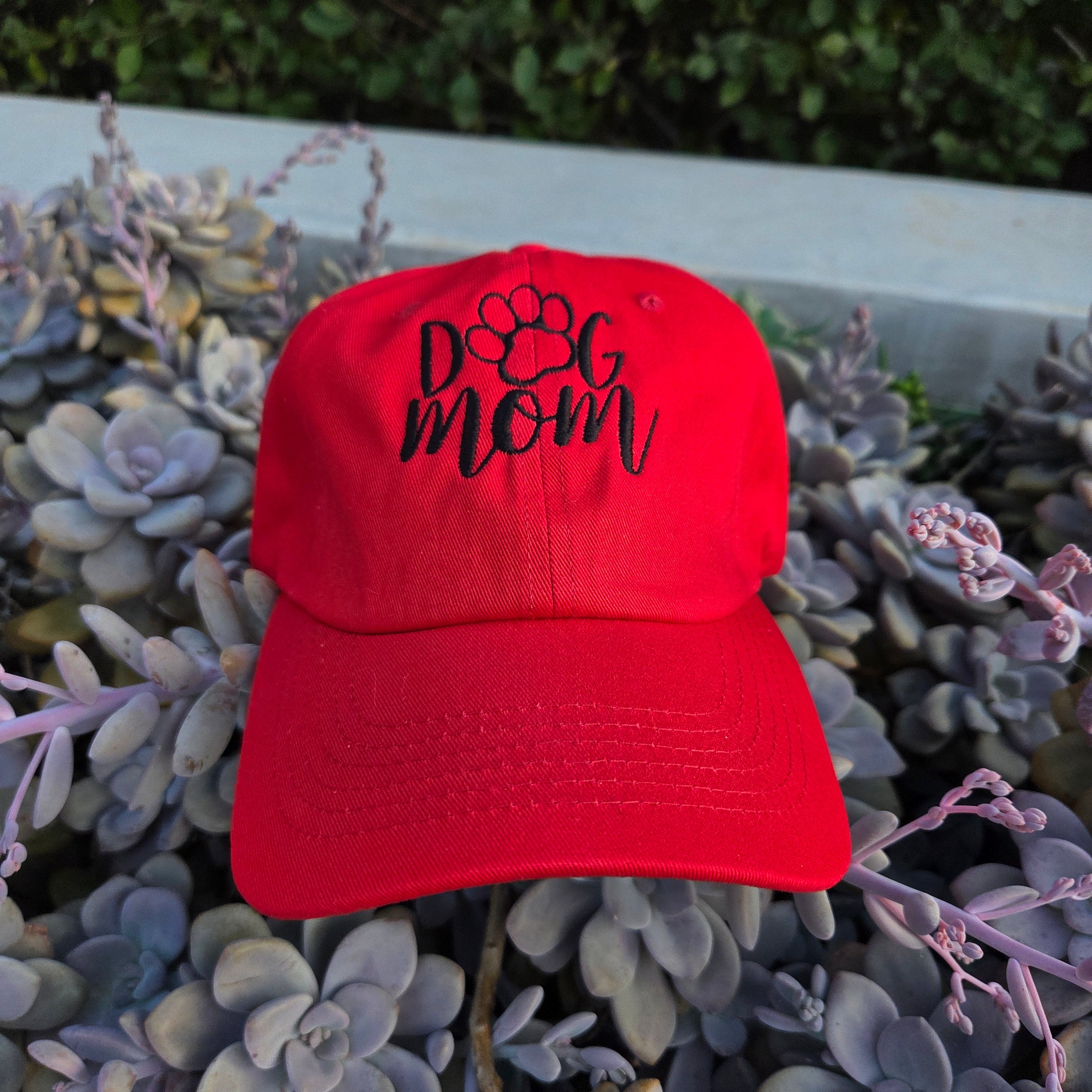 Rewarding Rover LLC Red Dog Mom Hat — image 1