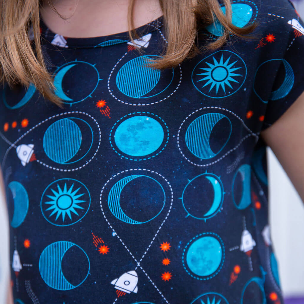 Princess Awesome & Boy Wonder "Gravity Assist" Rocket to the Moon Cap Sleeve Dress with Pockets — construction detail