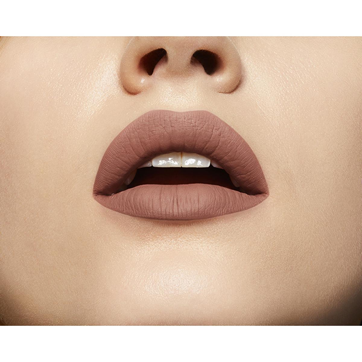 Maybelline New York Super Stay Matte Ink Liquid Lipstick - Long-Lasting, Matte Finish, Smudge-Proof, 65 Seductress