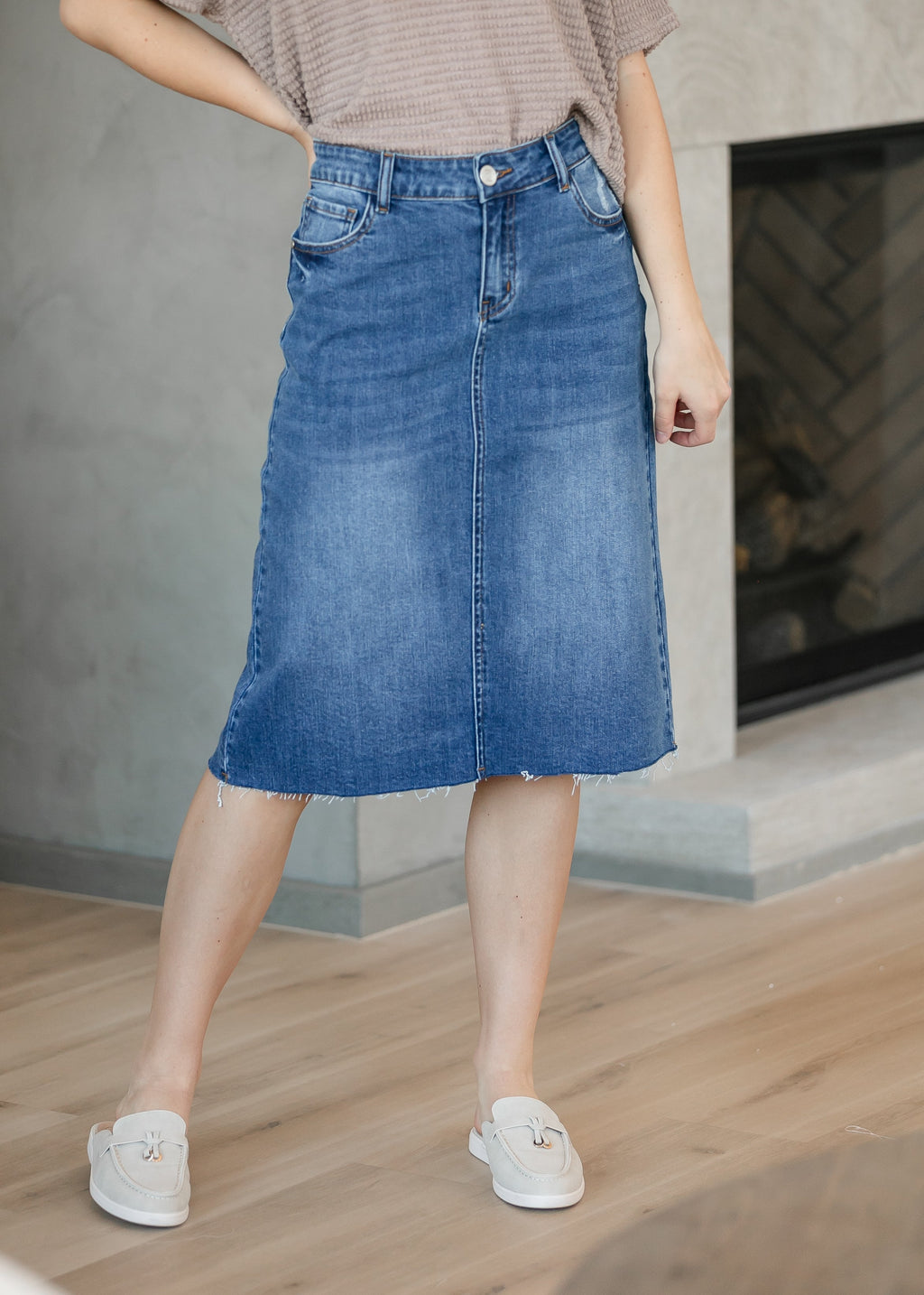 Inherit Co. Rylin Raw Hem Midi Skirt - FINAL SALE — detail close-up
