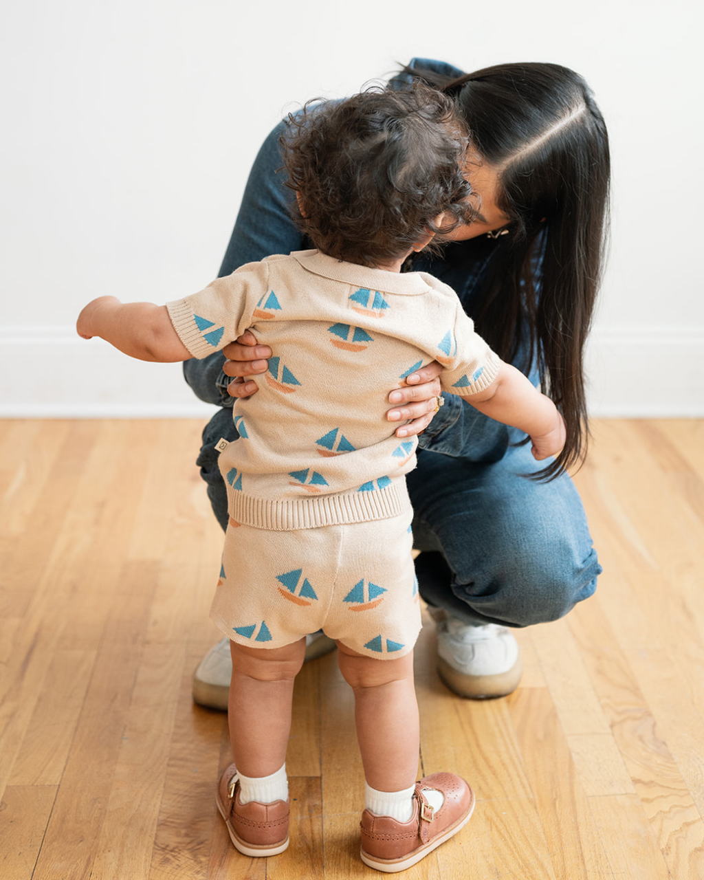 Theo knit short sand dollar