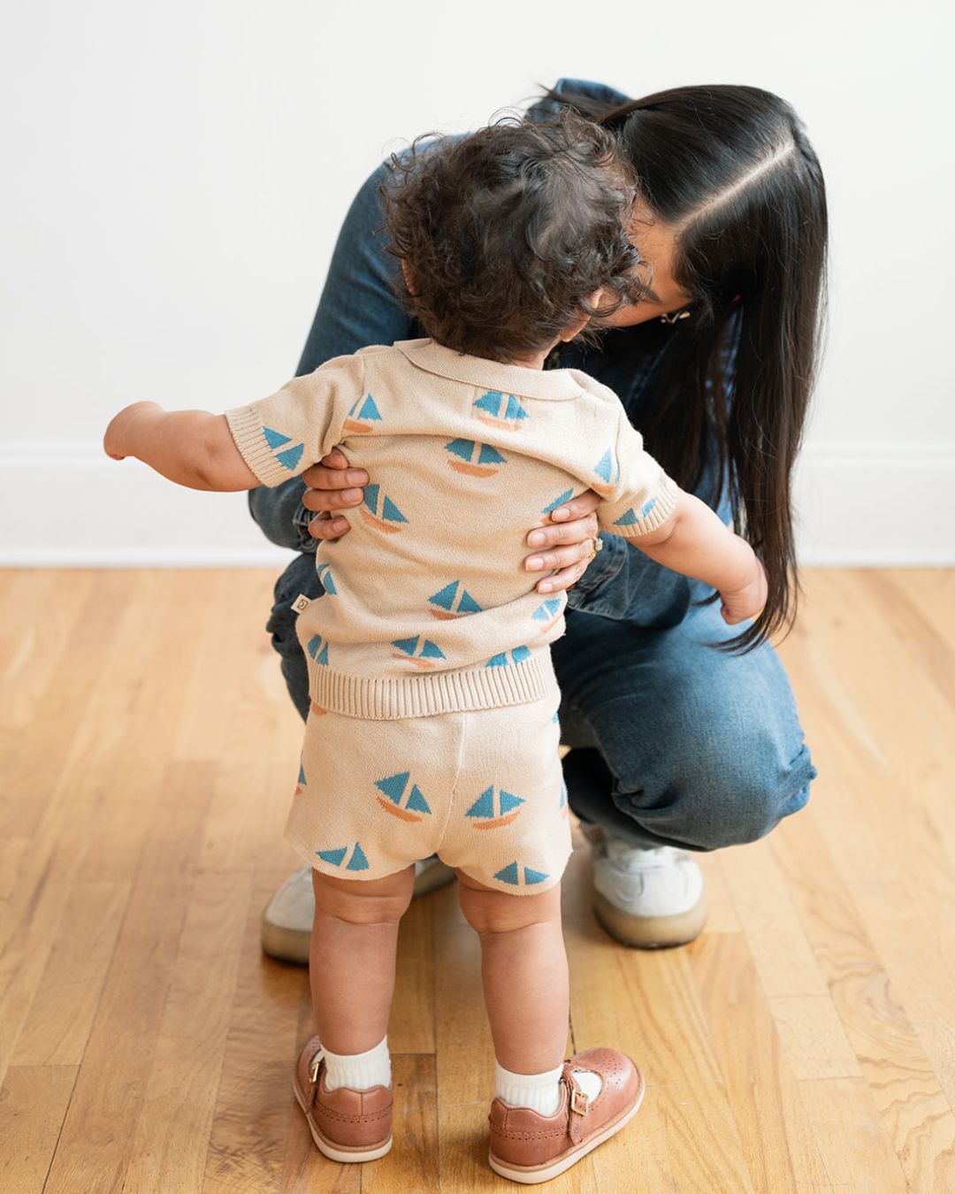 Theo knit short sand dollar