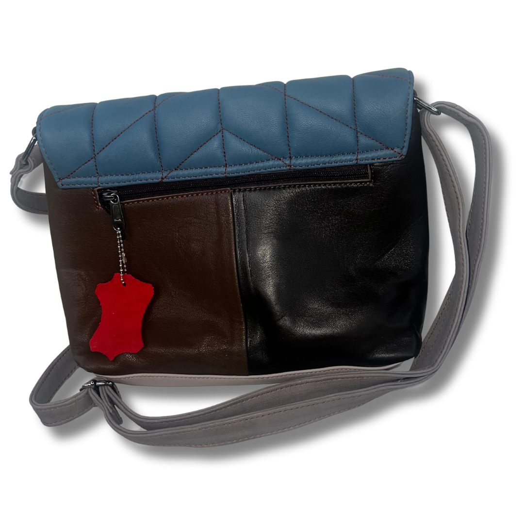 WONENA Soruka Santorini Leather Crossbody Bag — construction detail