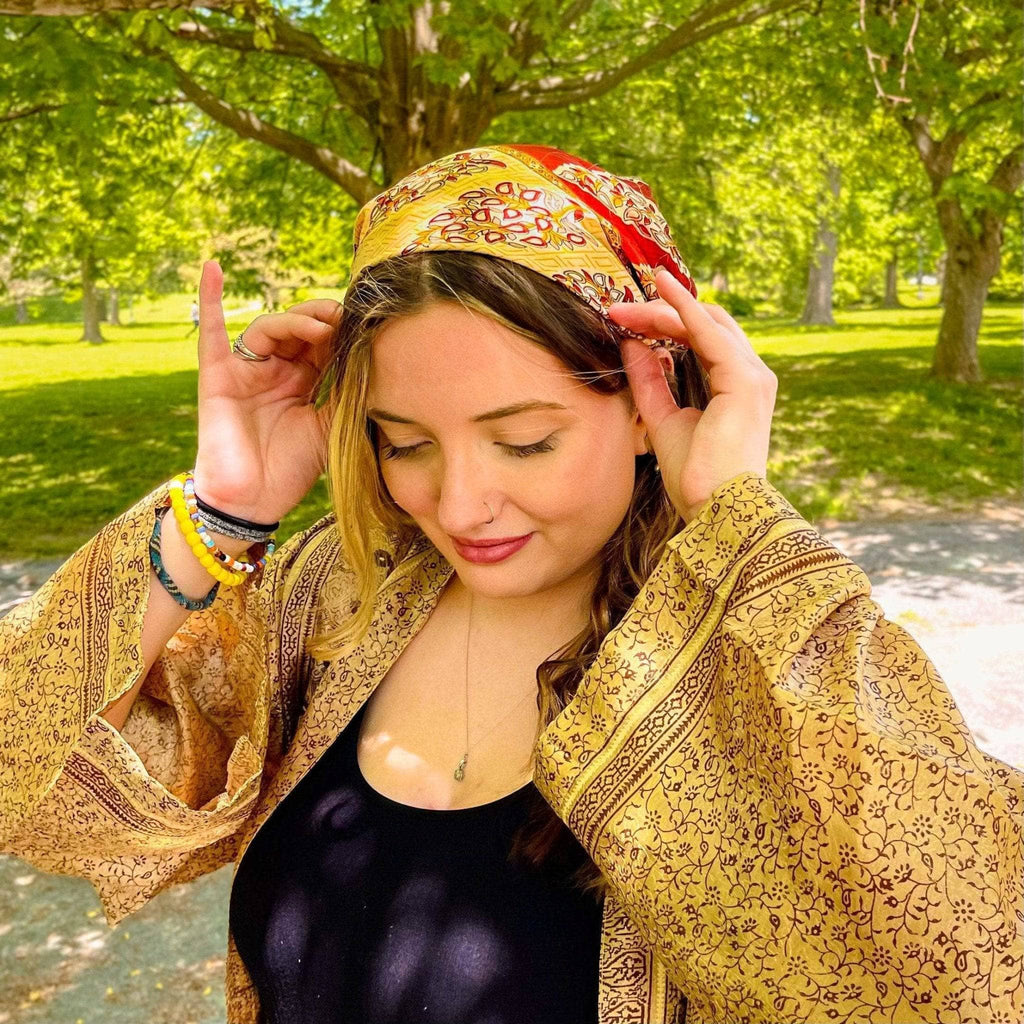 Darn Good Yarn Darn Good Yarn Sari Bandana — main product shot