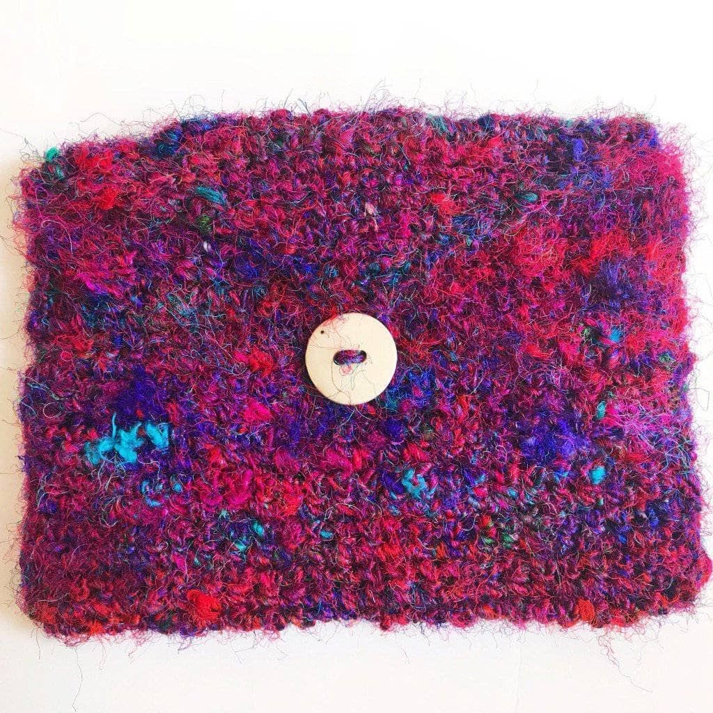 Darn Good Yarn Darn Good Yarn Sari Not Sorry Clutch Crochet Kit — Darn Good Yarn branding close-up