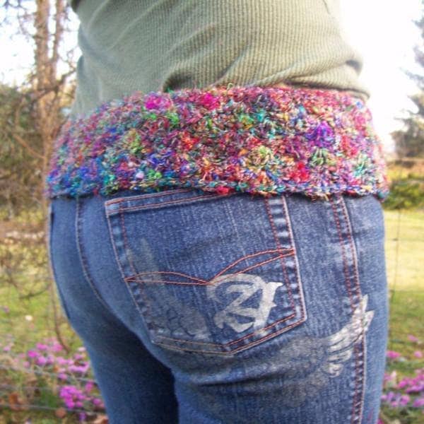Darn Good Yarn Darn Good Yarn Scallop Shells Hip Belt Kit — main product shot
