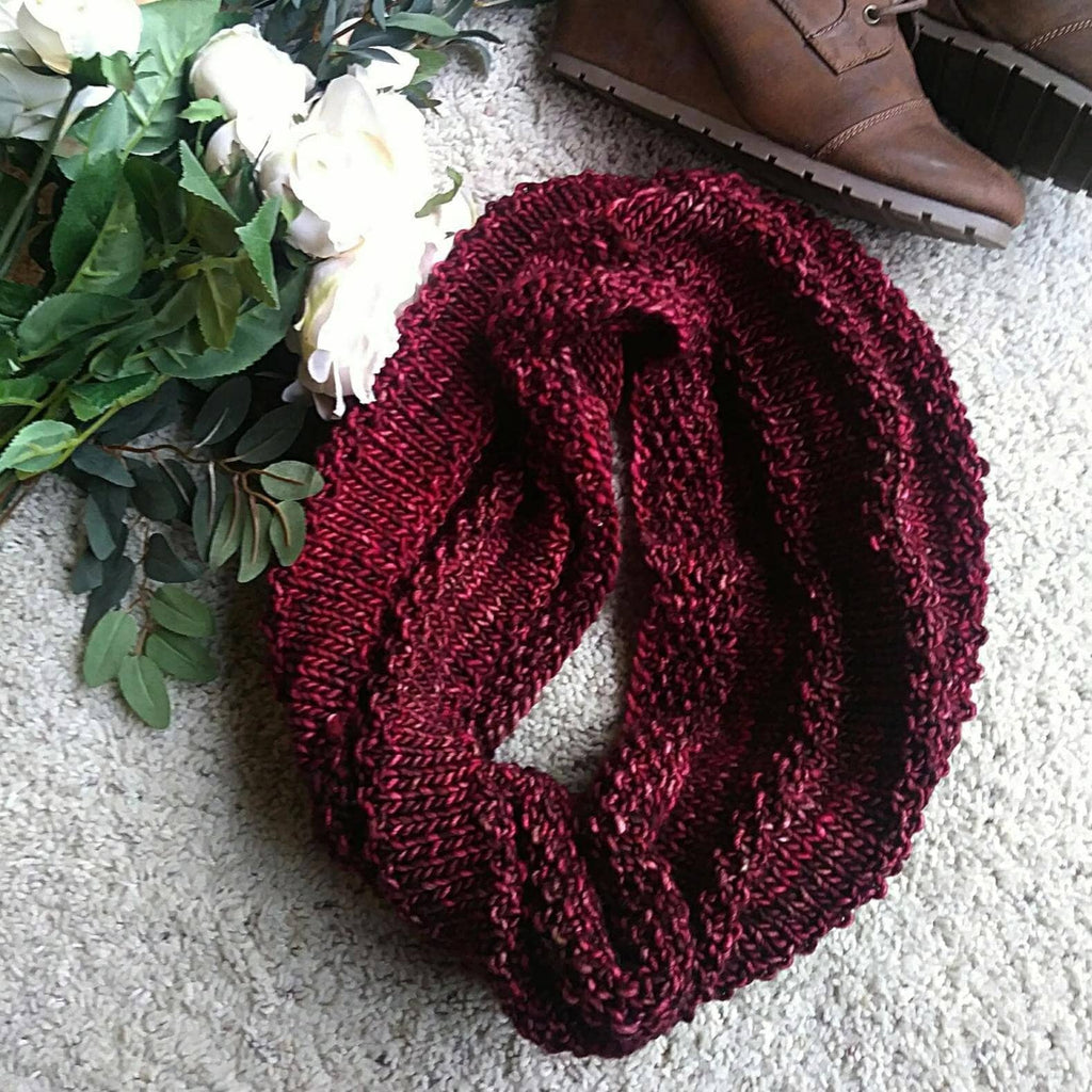 Darn Good Yarn Darn Good Yarn Seed Ridge Cowl Knit Kit — main product shot