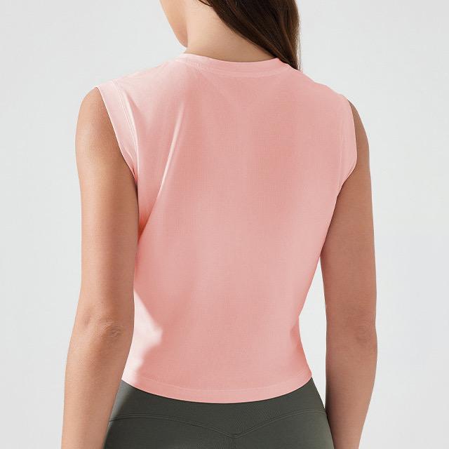 BLACKOUT BARBELL Nova Crop Tank — detail and construction