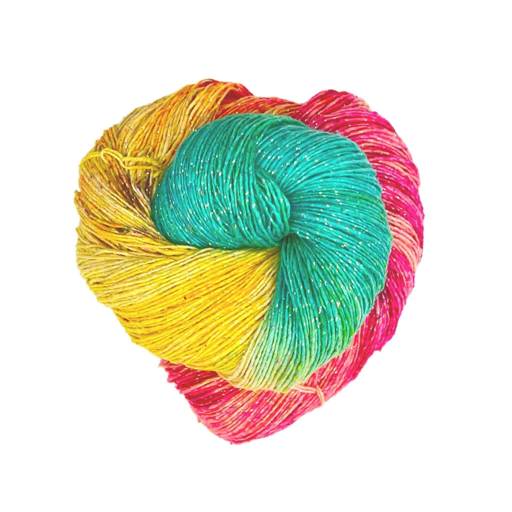 Darn Good Yarn Darn Good Yarn Shells on the Shoreline Silk Scarf Crochet Kit — kits category context