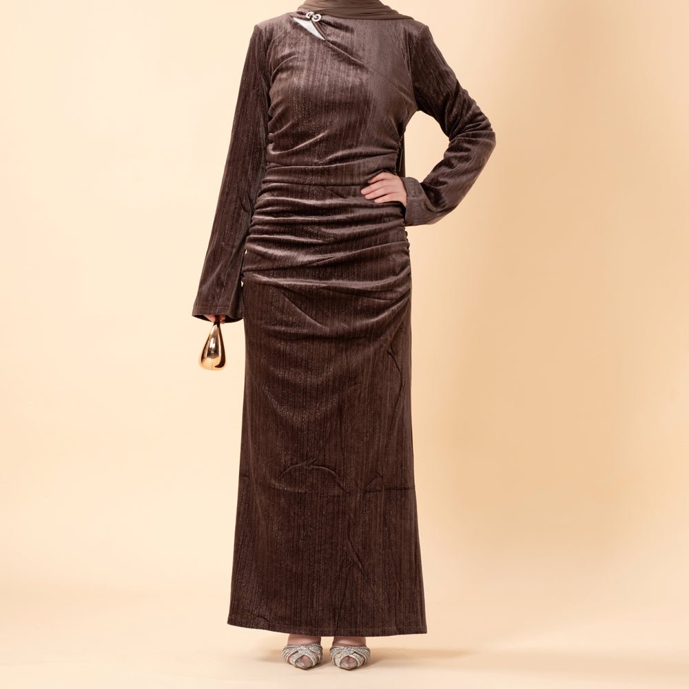 Mariam's Collection Mariam's Collection Shimmer Velvet Ruched Mermaid Gown(MA358) — size reference