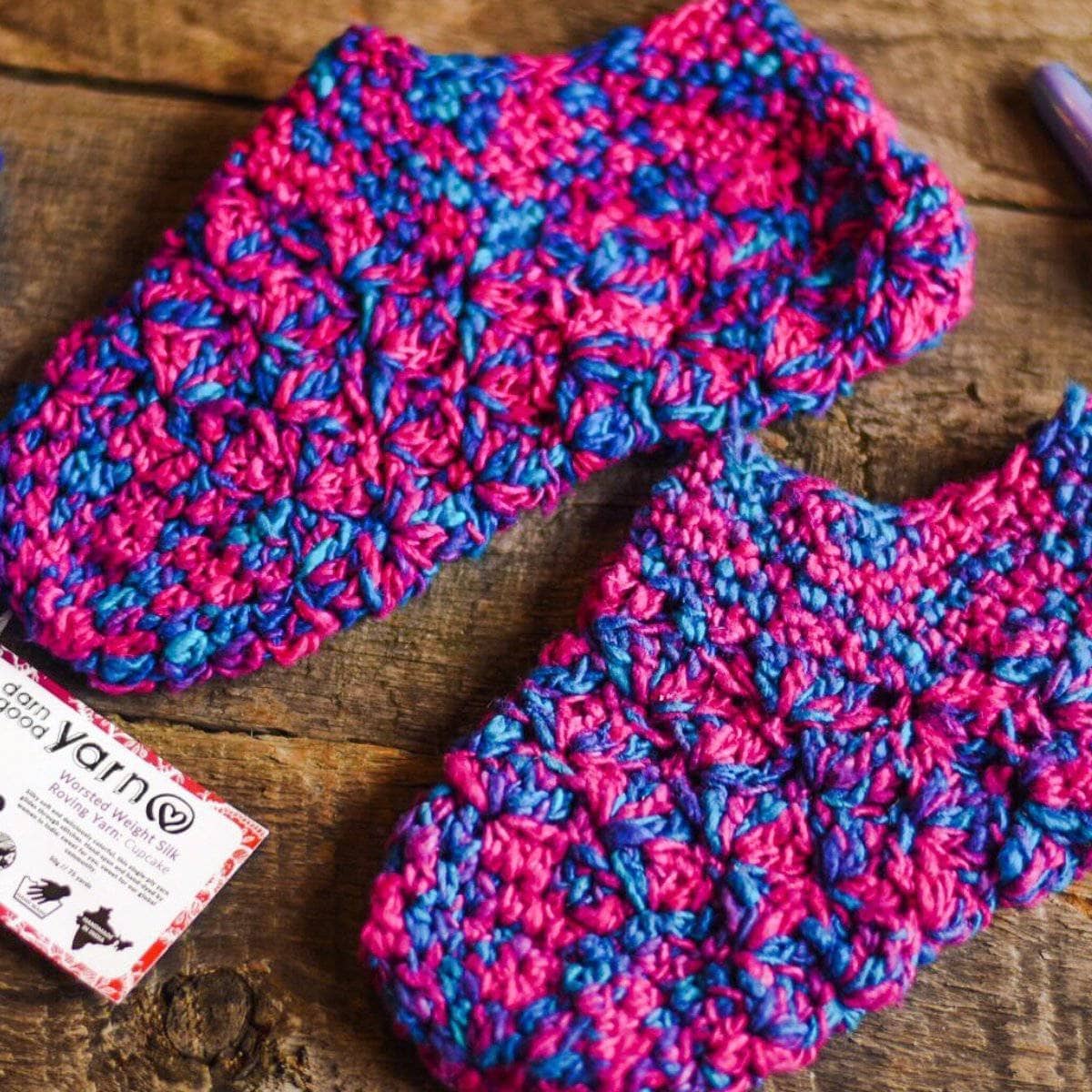 Darn Good Yarn Darn Good Yarn Silk Mer-Slippers Crochet Kit — construction detail