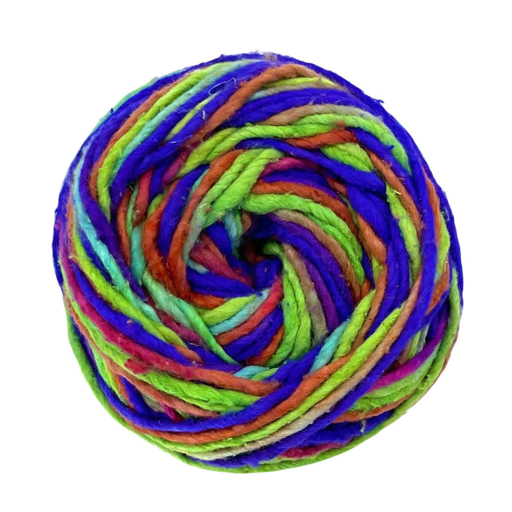 Darn Good Yarn Darn Good Yarn Cloud Soft Recycled Silk – Worsted Weight — detail shot 6
