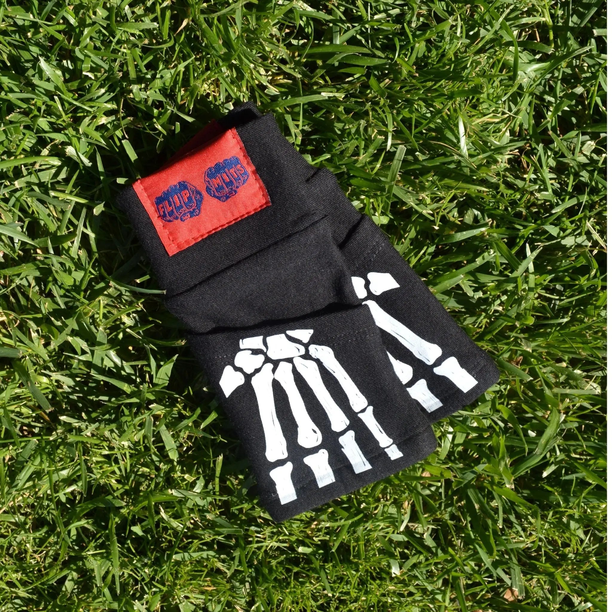 FLIPMITS SKELLYHANDS FLIPMITS — back view