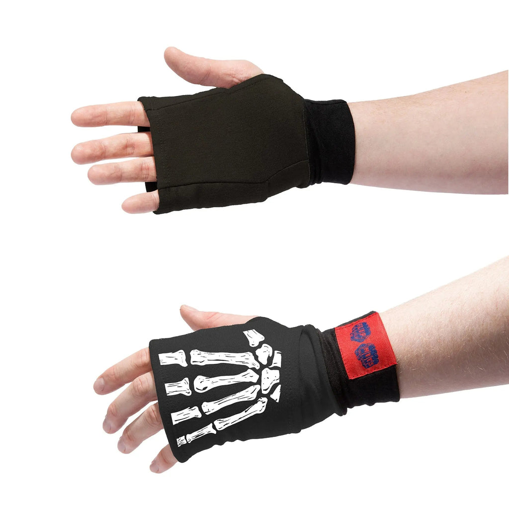 FLIPMITS SKELLYHANDS FLIPMITS — lifestyle context