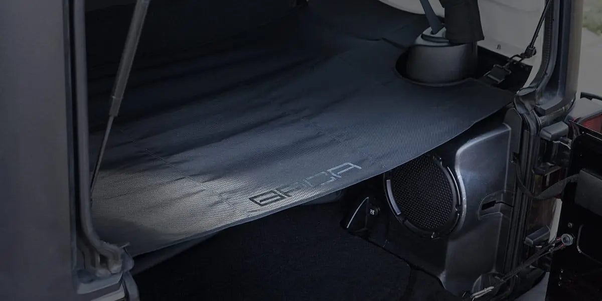 GPCA Jeep Wrangler JK 4DR Cargo Cover LITE (2007–2018) — in-use photo