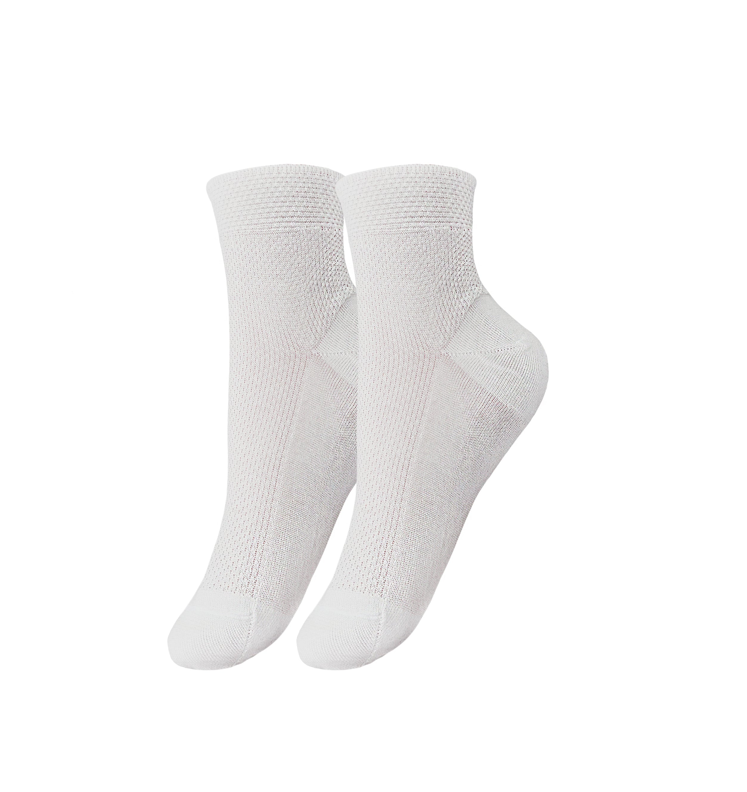 tittimitti tittimitti 100% Organic Mercerized Cotton "Filo di Scozia" Women's Socks 1 Pair. Made in Italy — lifestyle context