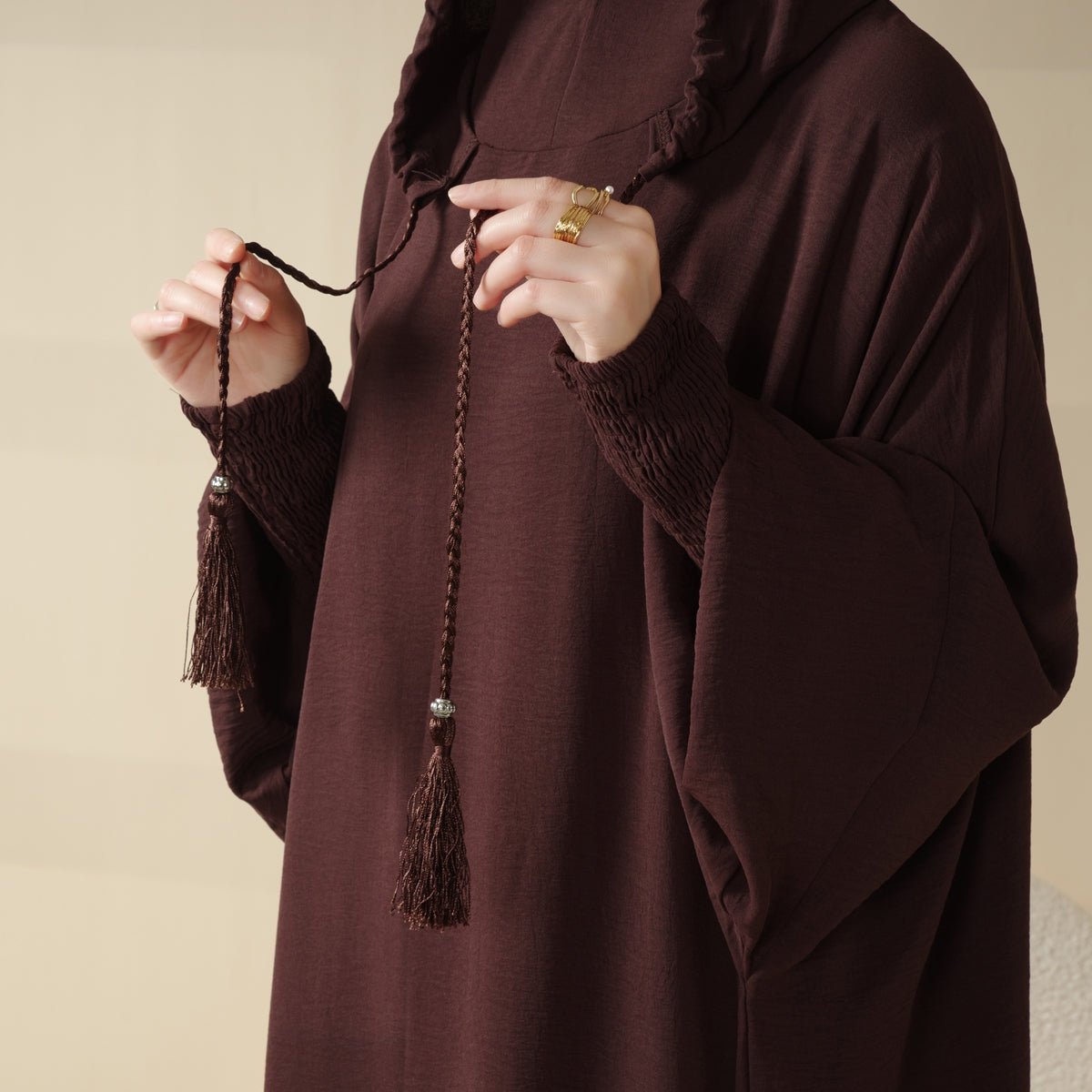 Mariam's Collection Solid Stylish Jilbab With A Hood | Crepe Jilbab With Attached Hood (MJ015) — feature highlight
