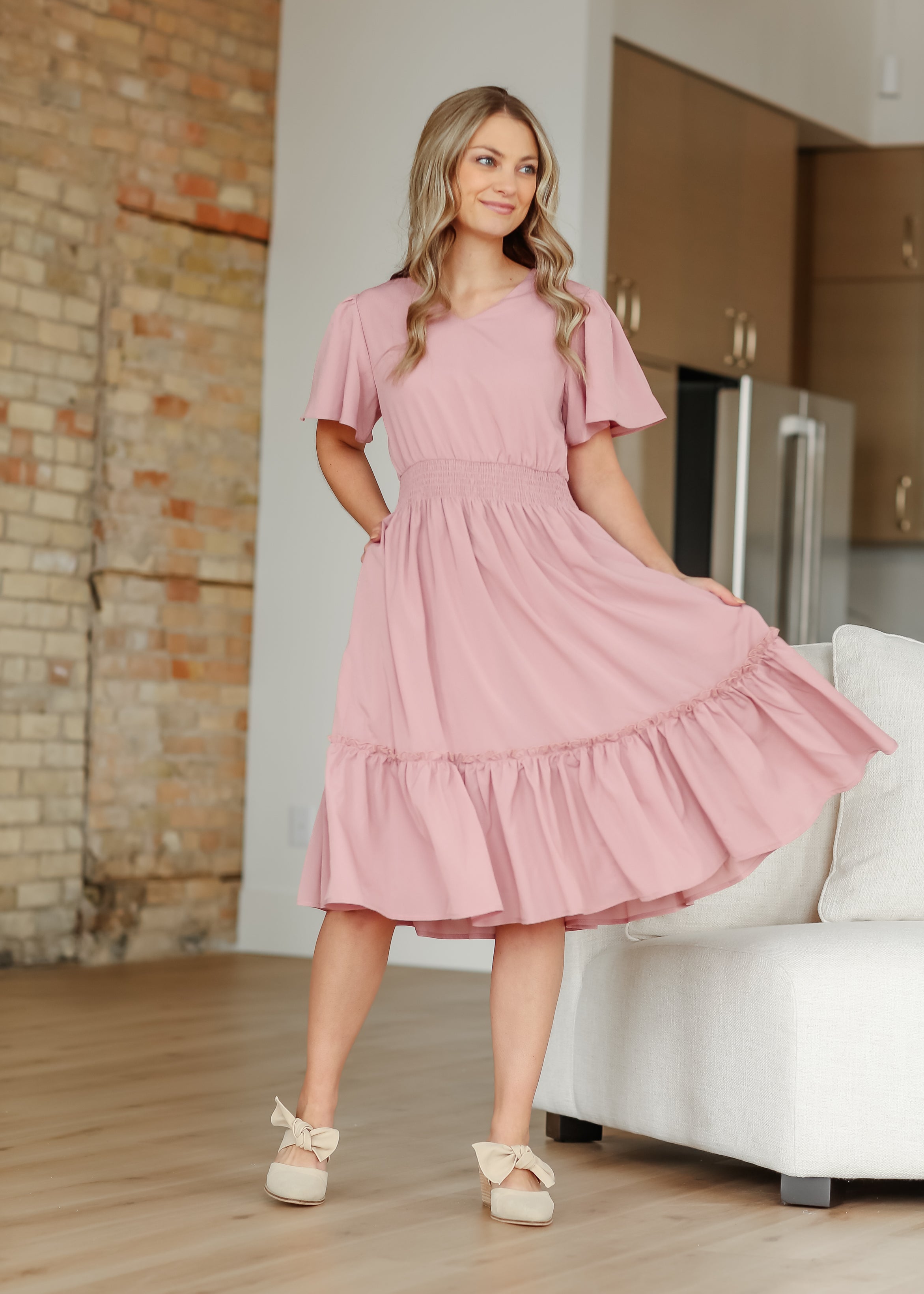 Inherit Co. Sophie V-Neck Midi Dress — color detail