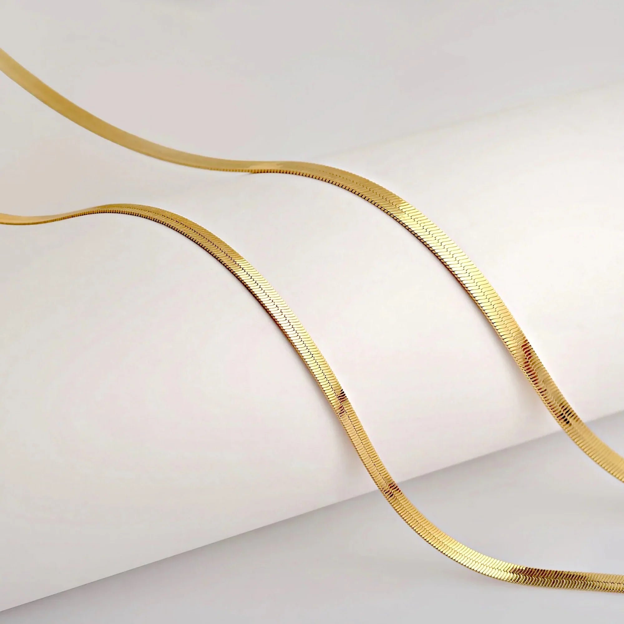 SORI STYLE Herringbone Snake Chain Necklace - Flat Statement Choker Jewelry — back view