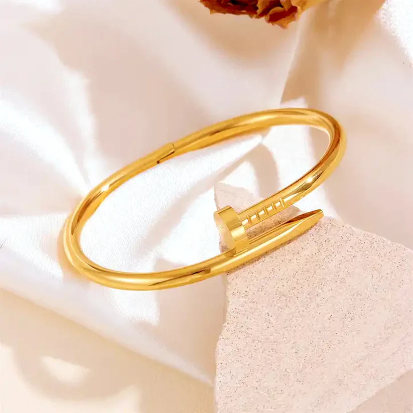 SORI STYLE Elegant Nail Bracelet -Minimalist Screw Bangle Jewelry — lifestyle context
