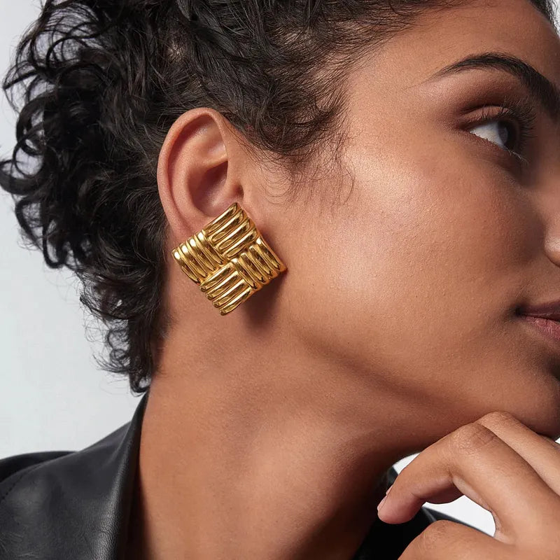 SORI STYLE Square Stud Earrings -Bold Geometric & Elegant — side view