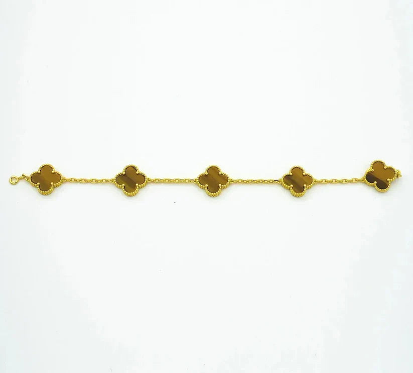 SORI STYLE Tiger Eye Clover Bracelet — in-use photo