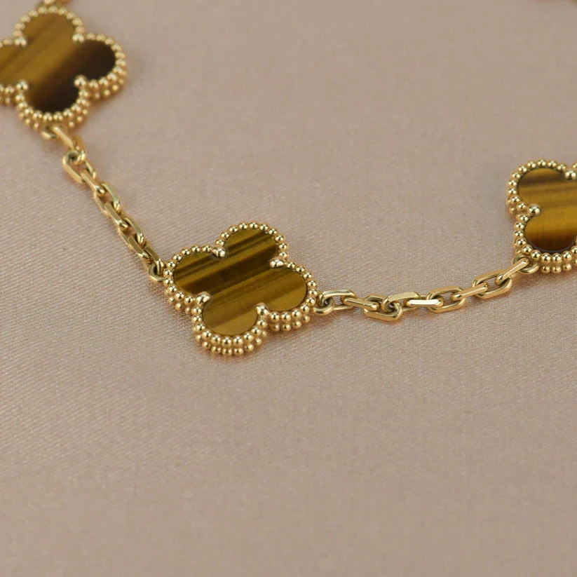 SORI STYLE Tiger Eye Clover Bracelet — side view
