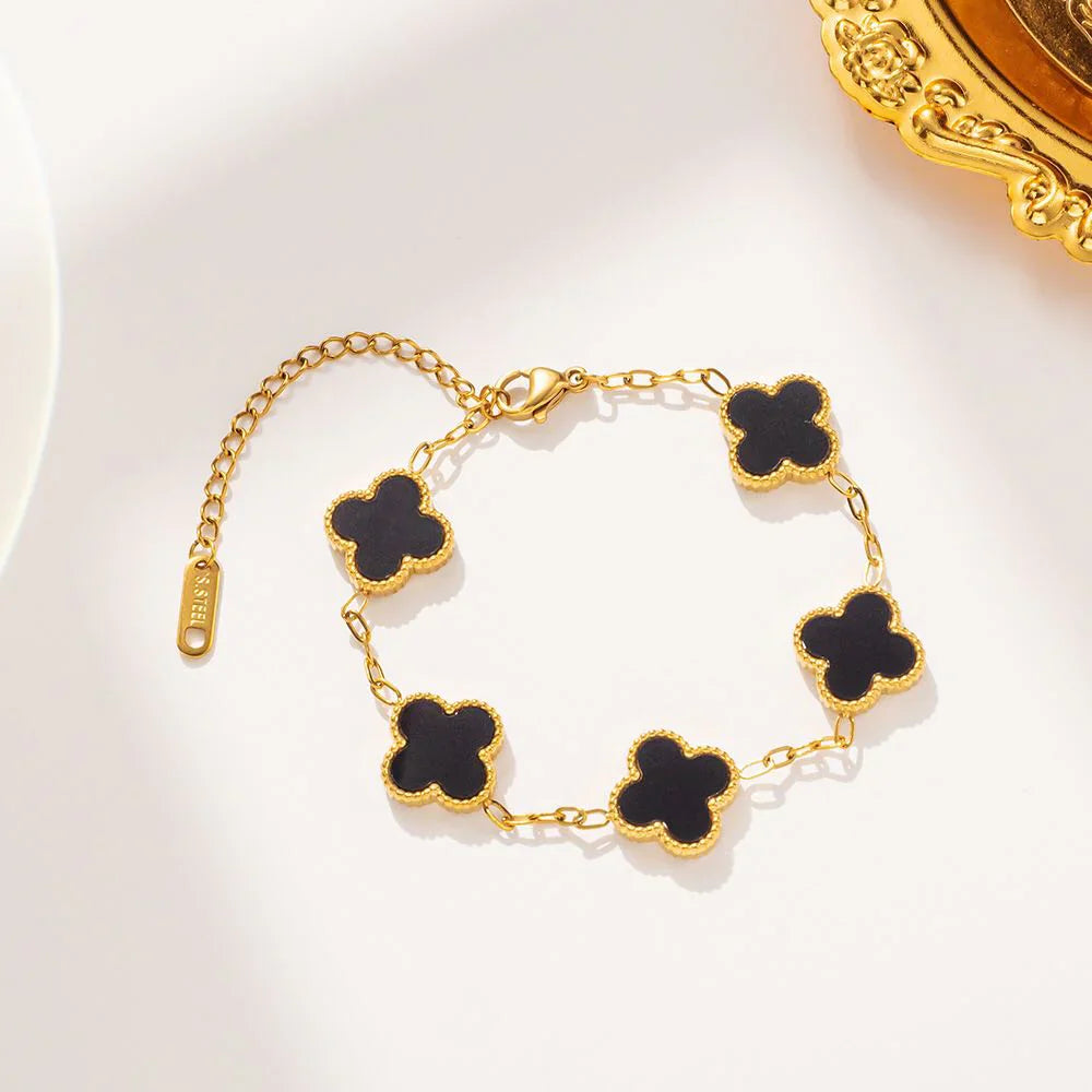 SORI STYLE Black Four Leaf Clover Bracelet — detail close-up