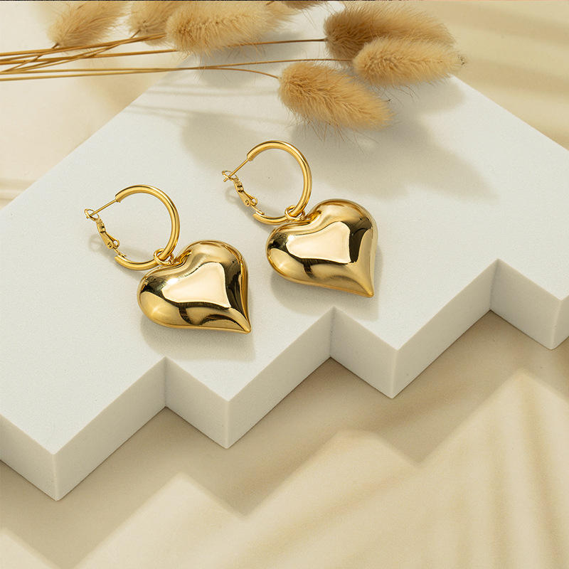 SORI STYLE Chunky Heart Hoop Earrings — side view