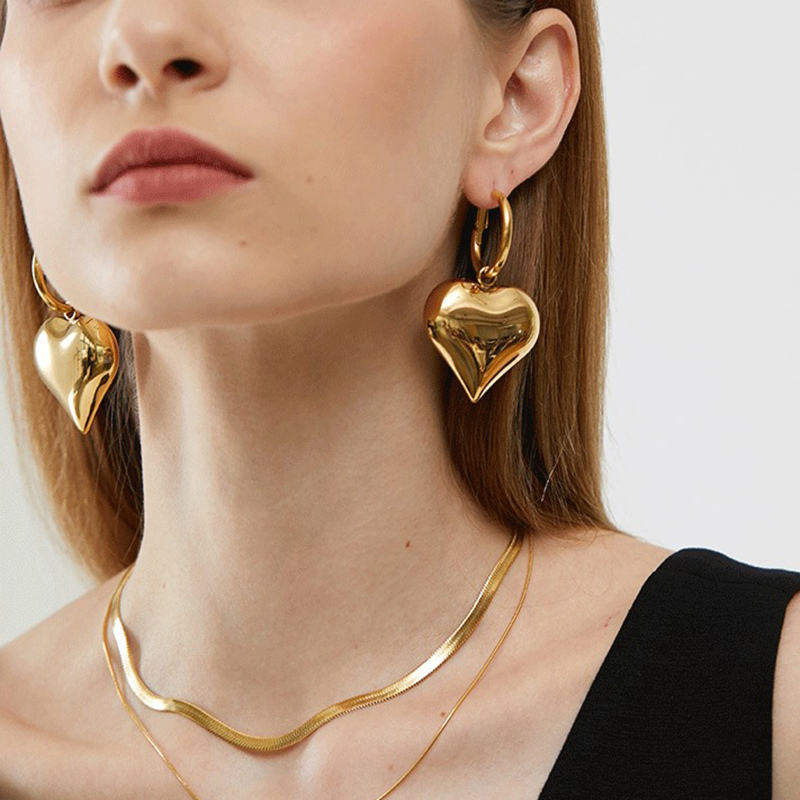 SORI STYLE Chunky Heart Hoop Earrings — in-use photo