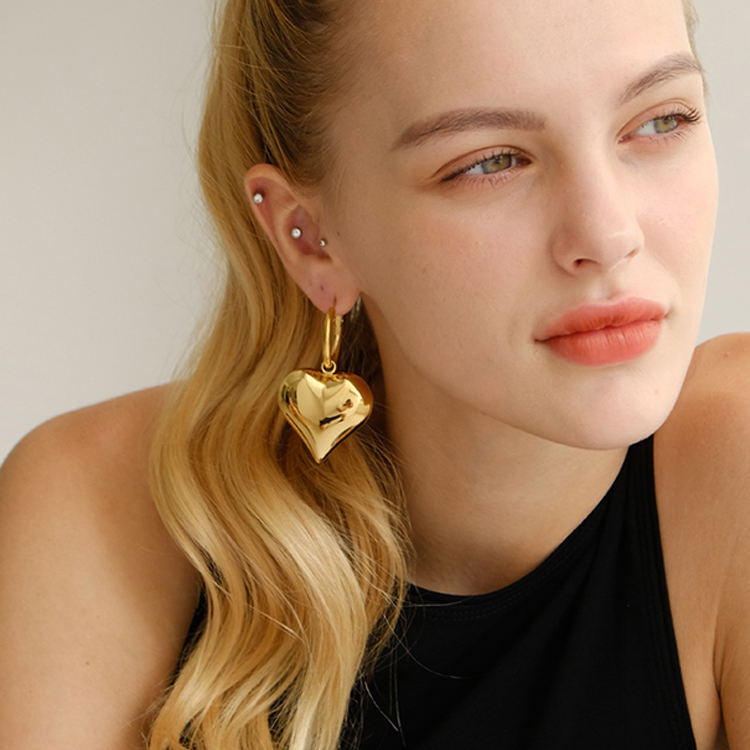 SORI STYLE Chunky Heart Hoop Earrings — back view
