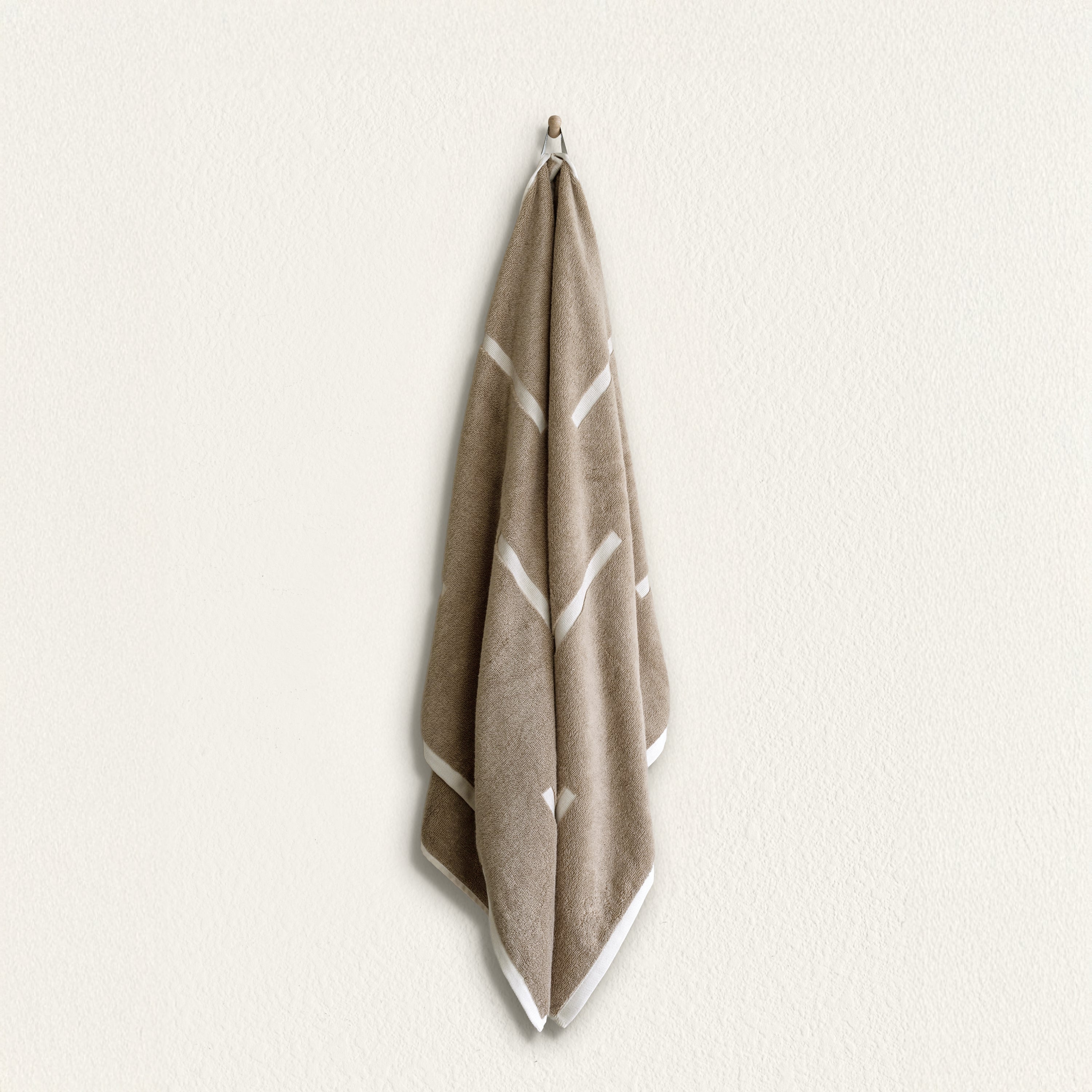 Italic Sorrel Towels — feature highlight