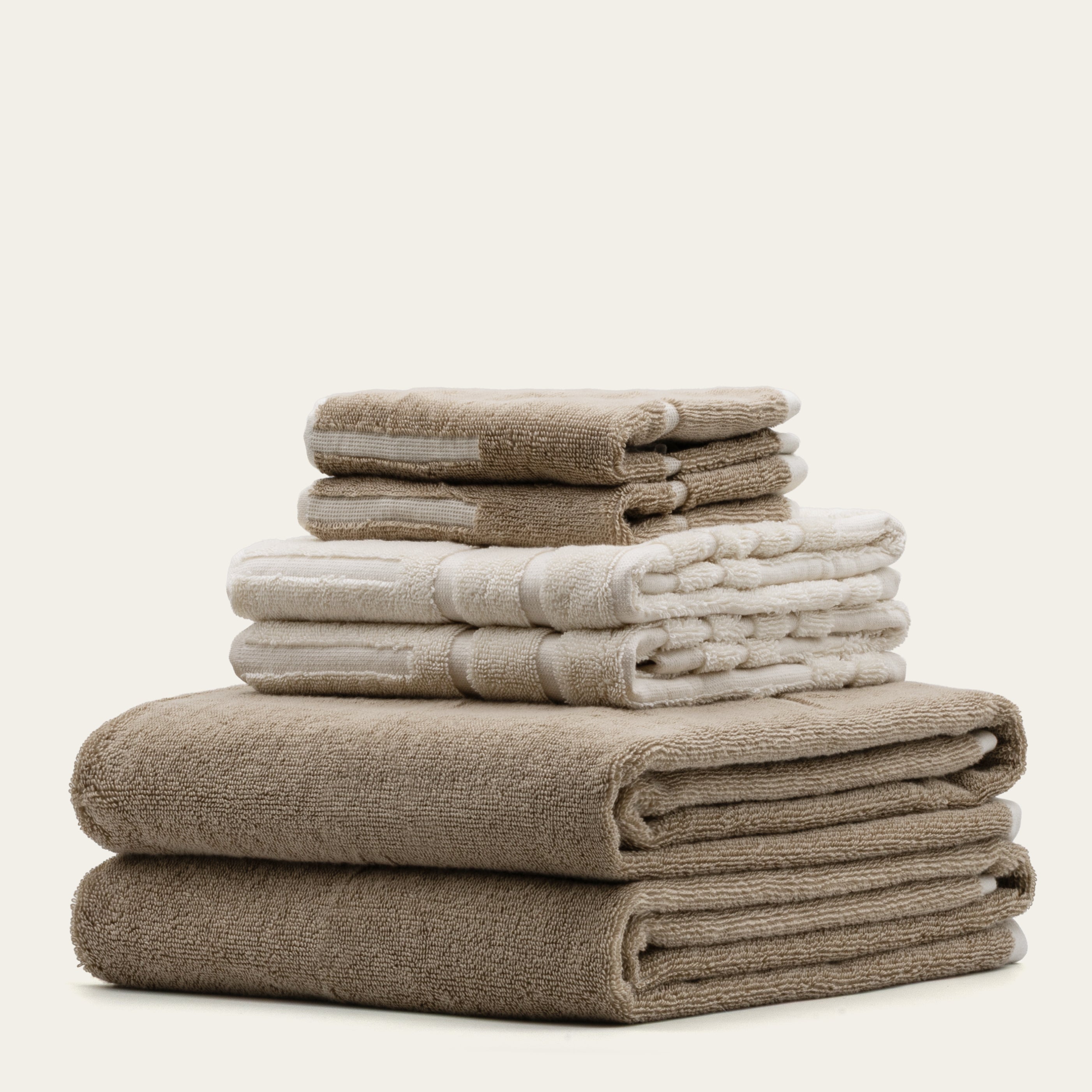 Italic Sorrel Towels — product on model