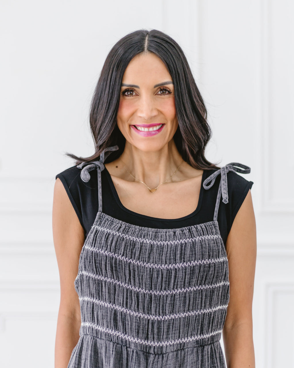HALFTEE Layering Fashions Square Neck Basic Cap Sleeve — product on model