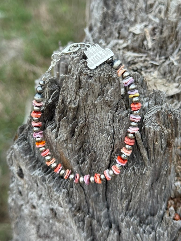 Wild Junkie Sterling Silver Desert Sunset Shell Heishi Bead Bracelet — detail close-up
