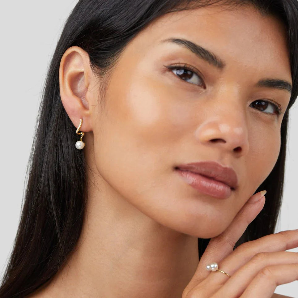 SORI STYLE Pearl Wave Earring — lifestyle worn / used context