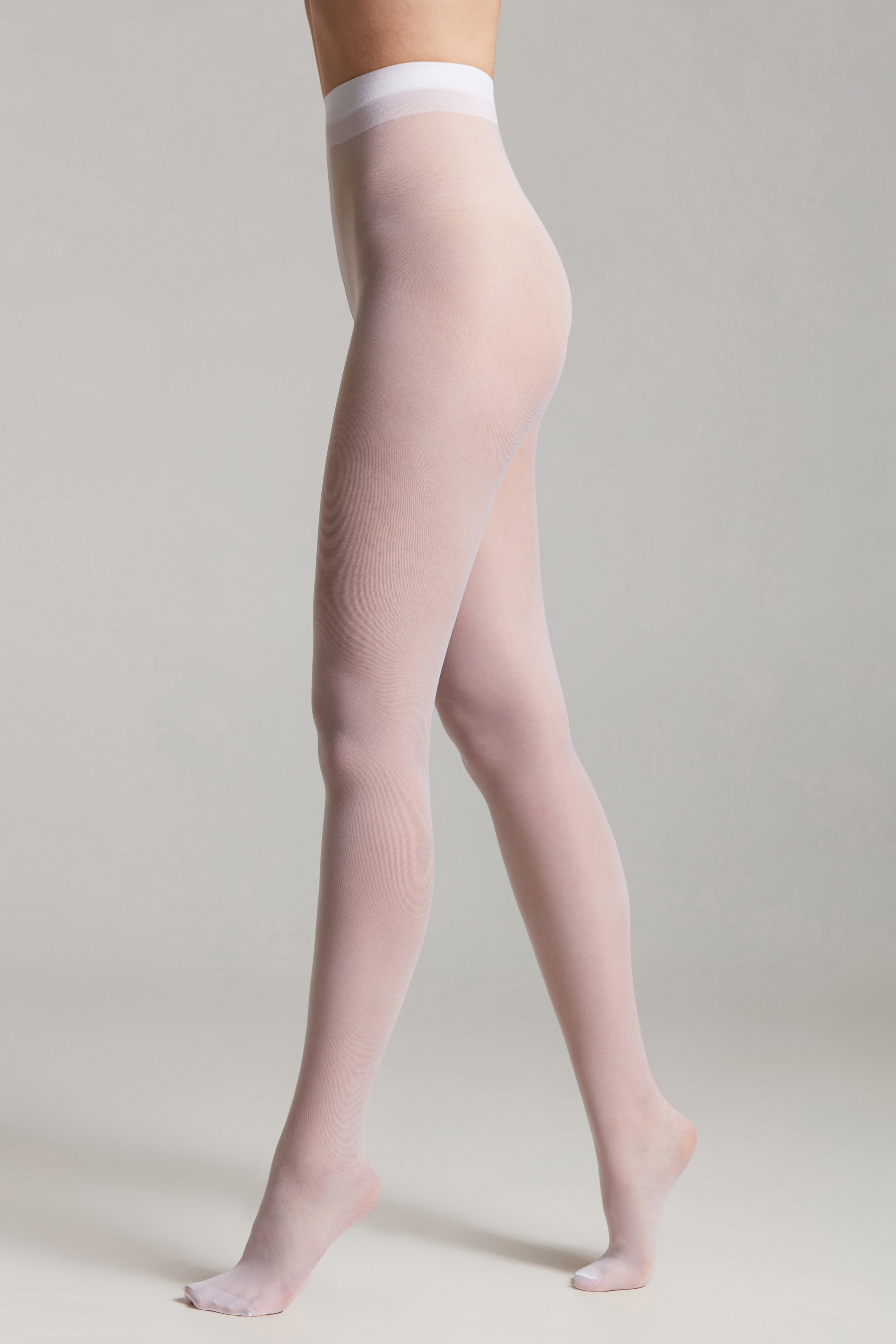 TheRanok.com Tights Conte Tango 40 Den - Sheer to Waist Satin Shine — in-use photo