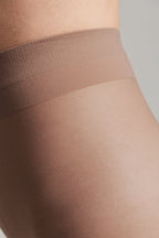 TheRanok.com Tights Conte Tango 40 Den - Sheer to Waist Satin Shine — in-use photo