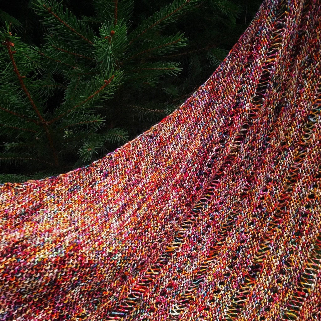Darn Good Yarn The Carnival Shawl Knitting Kit — construction detail