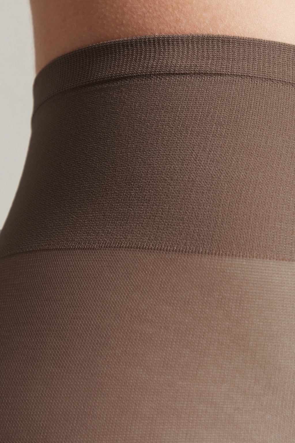 TheRanok.com Tights Conte Top 40 Den - Low Waist Adjustable Belt — lifestyle context