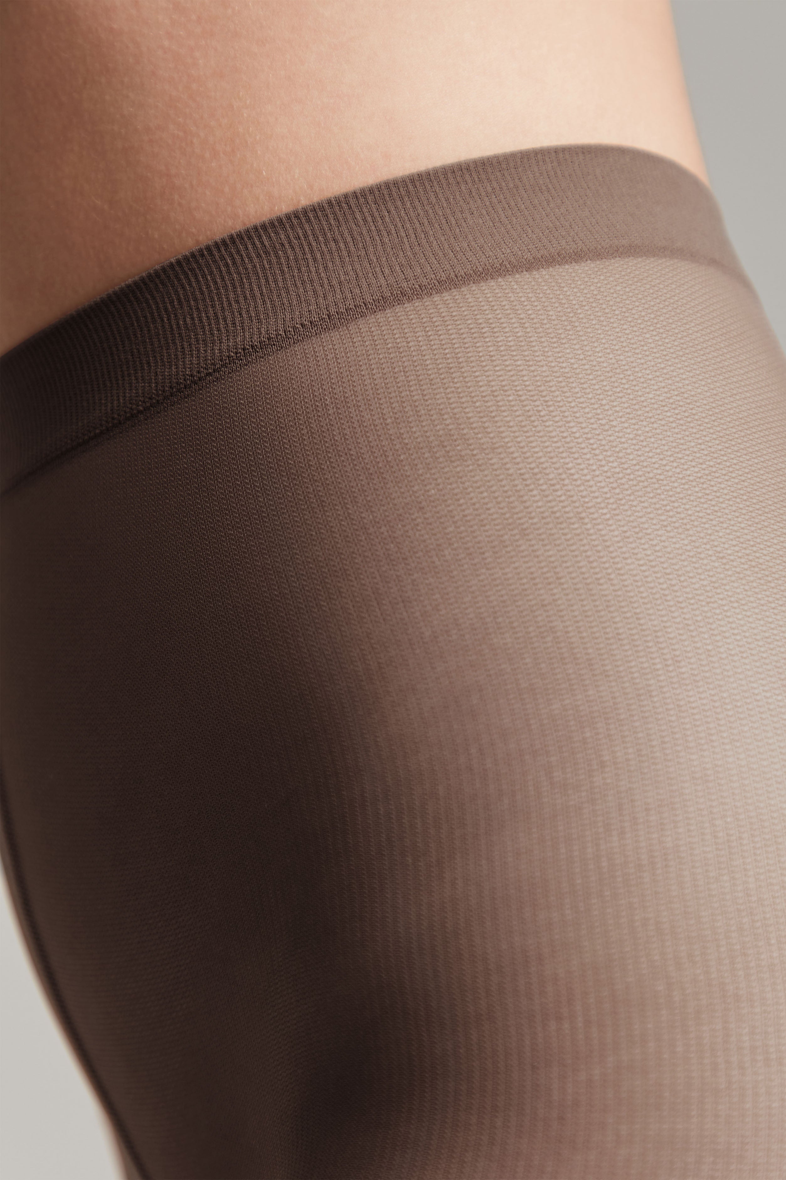 TheRanok.com Tights Conte Tulle 30 Den - Opaque Matte — back view