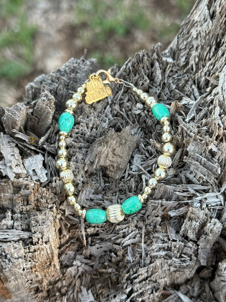 Wild Junkie Turquoise And Gold Beaded Bracelet — detail close-up
