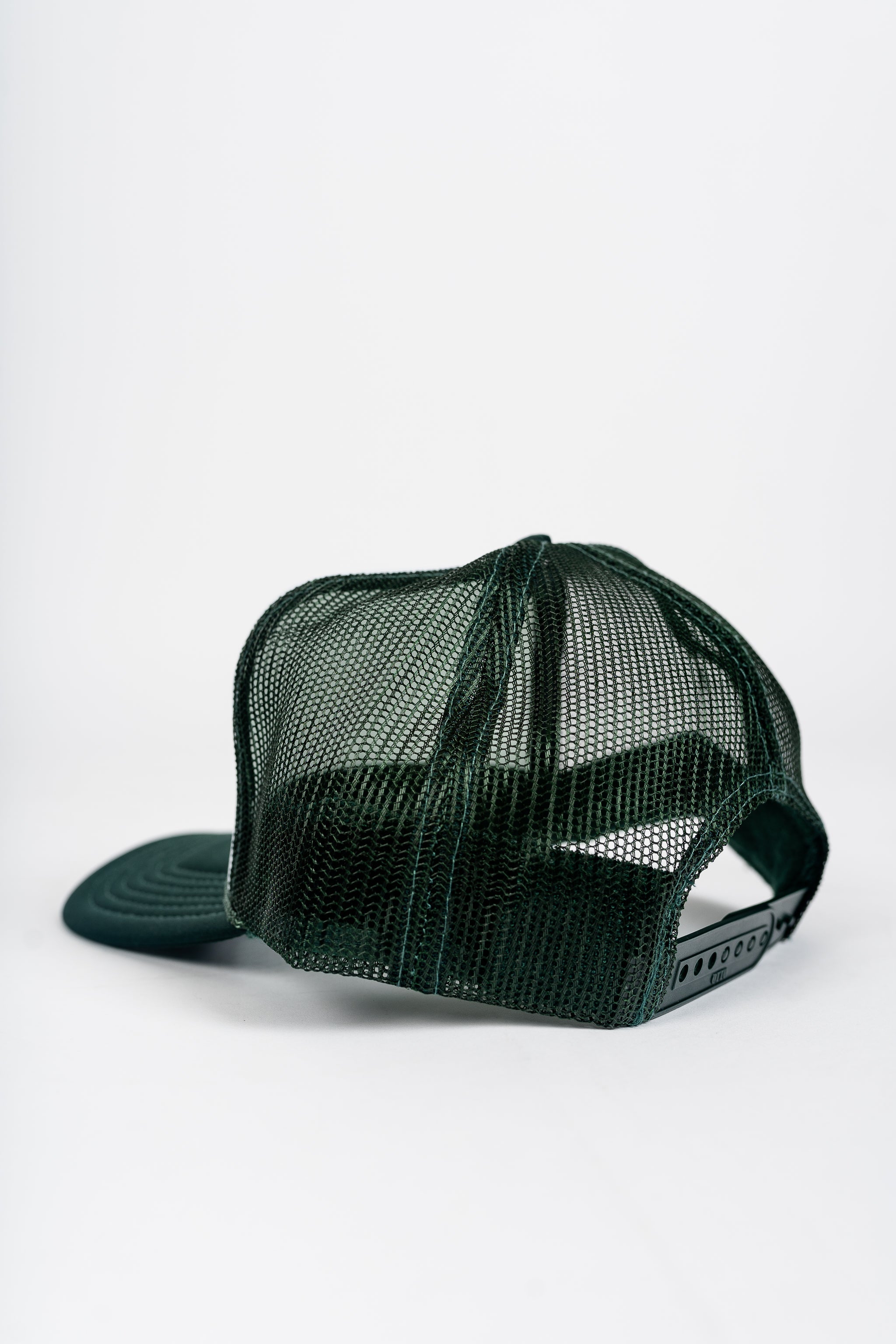 Superline Superline Two Tone Trucker Hat — detail shot 9