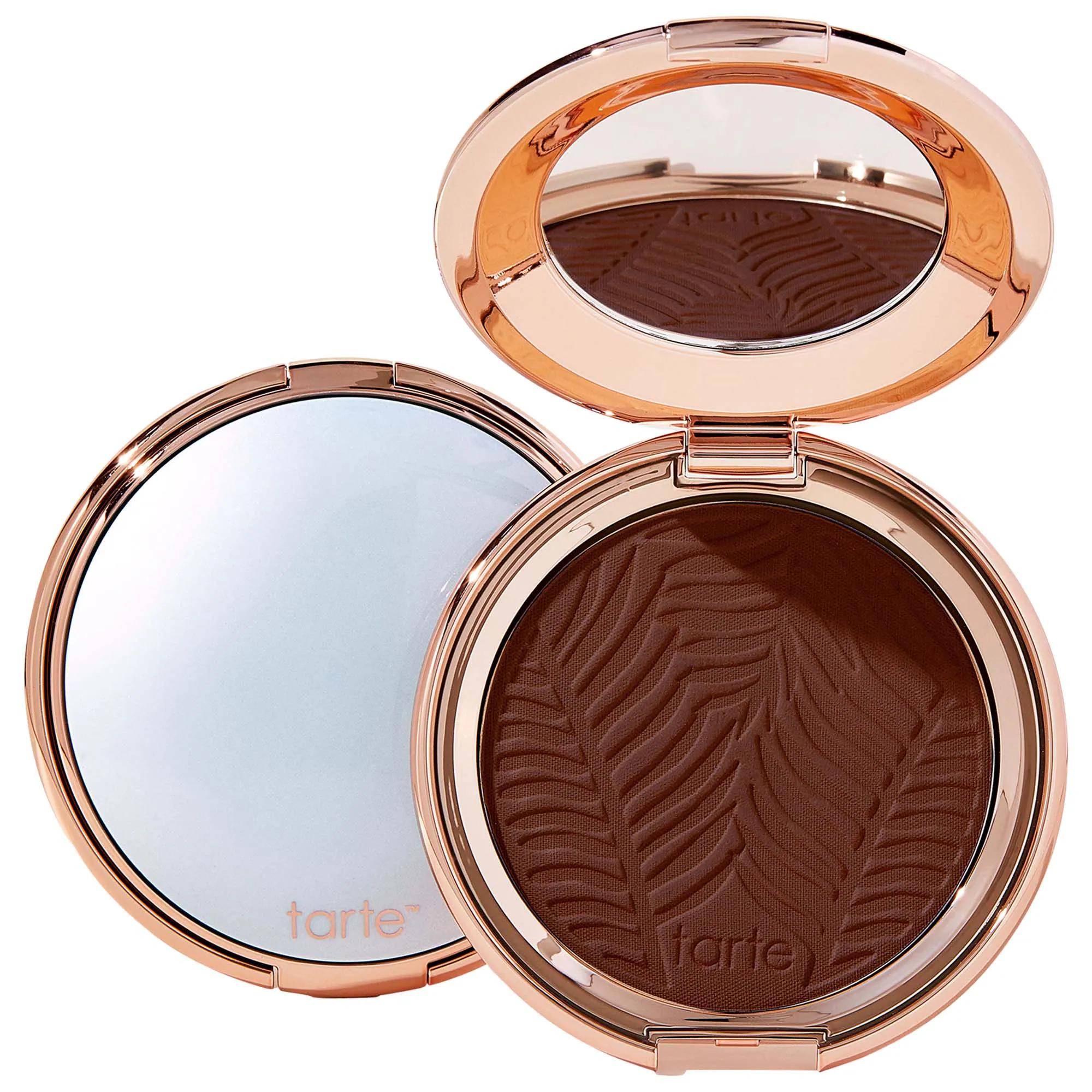 Laura Mercier Amazonian Clay Blurring Powder Foundation - Matte Finish, Vegan, Cruelty-Free