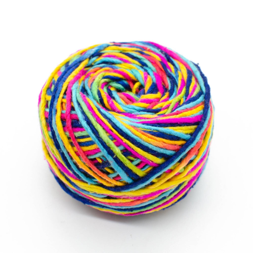 Darn Good Yarn Darn Good Yarn Upcycled Denim Bag Crochet Kit — kits category context