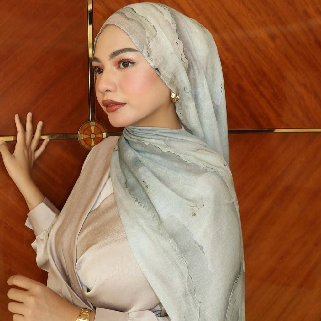 Mariam's Collection Versatile Watercolor Print Headscarf Hijab Collection (MH166) — detail shot 8