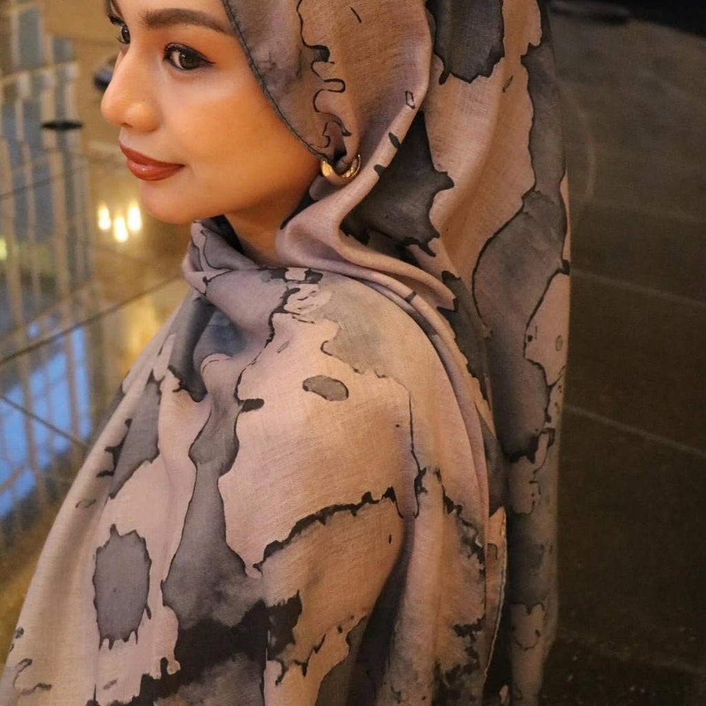 Mariam's Collection Versatile Watercolor Print Headscarf Hijab Collection (MH166) — detail shot 10