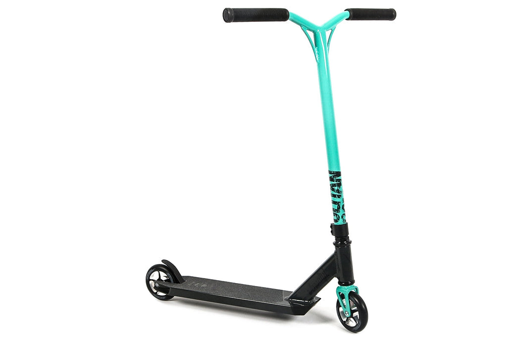 Versatyl Cosmopolitan Complete Scooter - Blue/Black by Skates USA